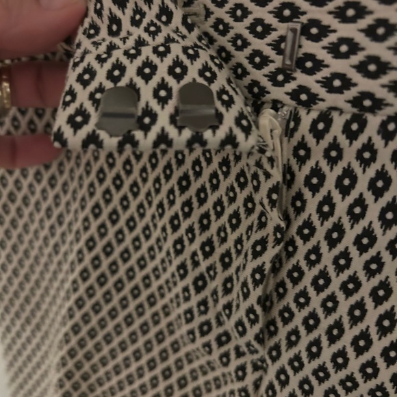 NWOT Ann Taylor DEVIN Cropped Pant in Diamond Pattern Women's Size 2 - Picture 7 of 7